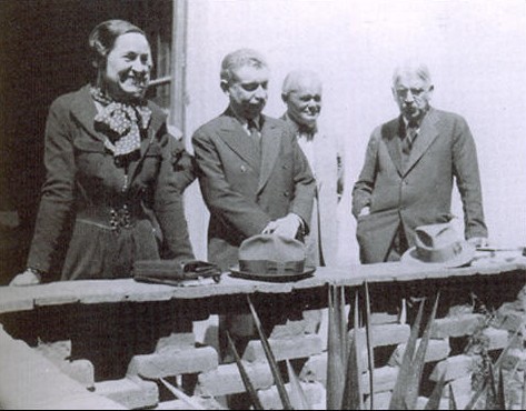 Suzanne La Follette, Benjamin Stolberg, Otto Ruehle and John Dewey at Coyoacan in April 1937
