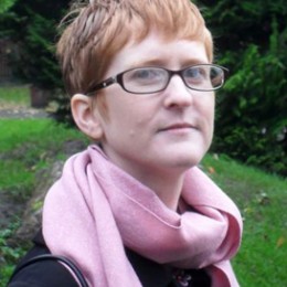 Photo of Rhiannon Stephens