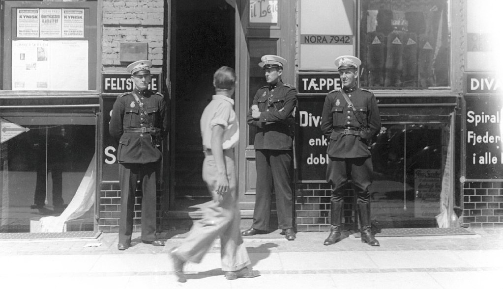 Police officers in Copenhagen at the communist party's head quarter, 1941