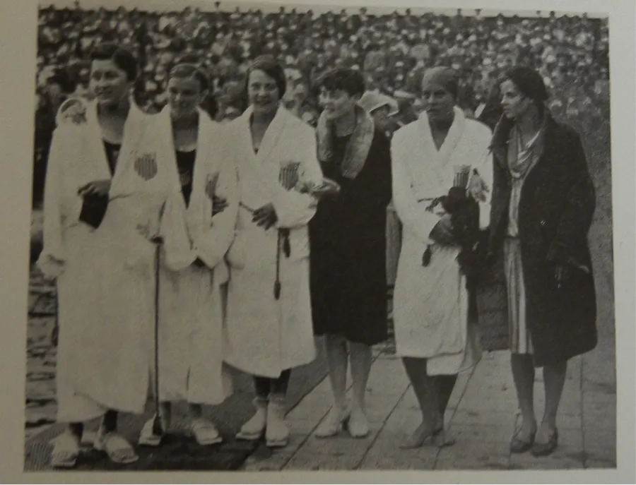 “The 400 Meter Relay team of the United States.” Source: F.G. Browne, ed. The Xth Olympiade Official Olympic Reports. (Los Angeles: 1933), p. 803.
