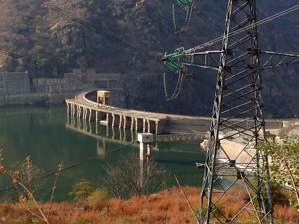 Cahora Bassa Dam on the Zambezi River, in Mozambique. Source: International Rivers, on Flickr. CC BY-NC-SA 2.0.