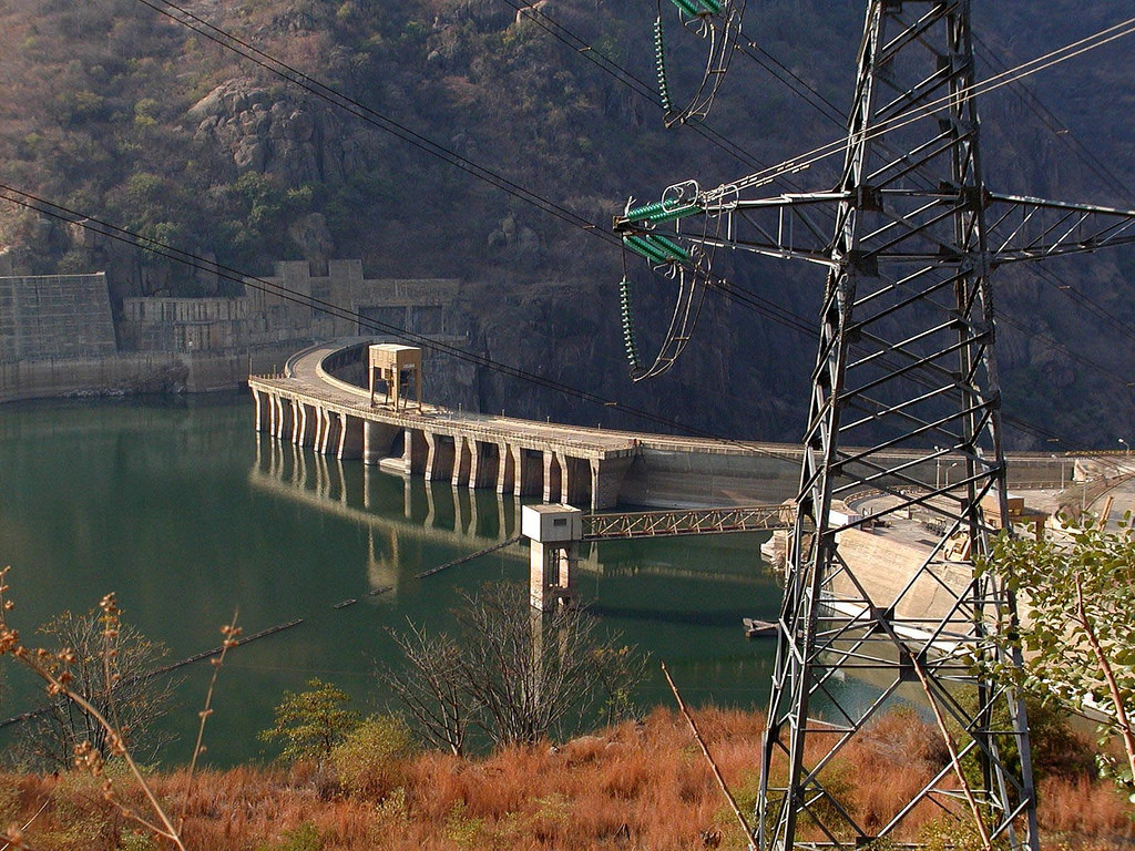 Cahora Bassa Dam on the Zambezi River, in Mozambique. Source: International Rivers, on Flickr. CC BY-NC-SA 2.0.