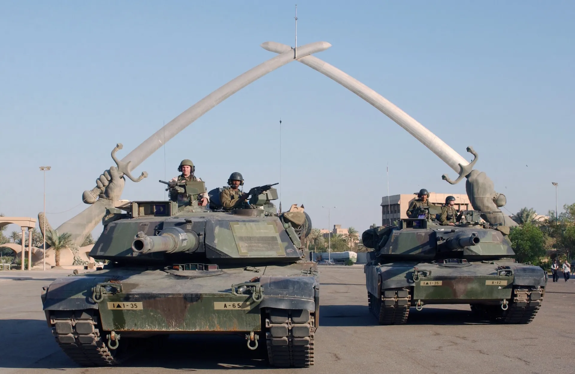 U.S. Tanks in Baghdad, 2003.