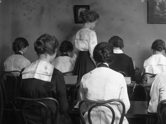 Western College, 1918. Source: Miami University Libraries, Flickr - Public Domain